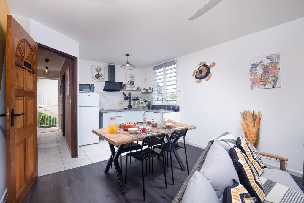 Le Logis Du Passant Lägenhet Riviere Saint-Louis Exteriör bild